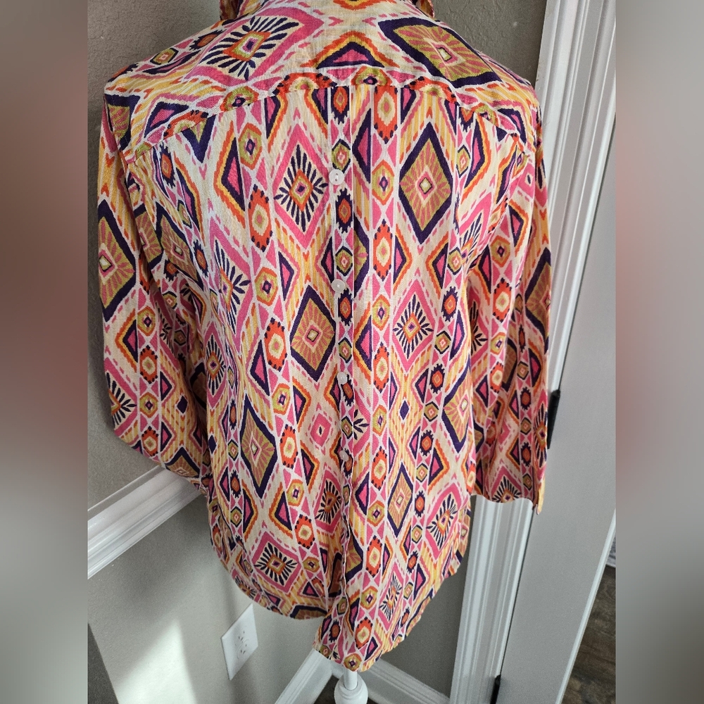 Chico's Ikat Button Back Linen Top, Size 0 (Small) - Picture 5 of 10